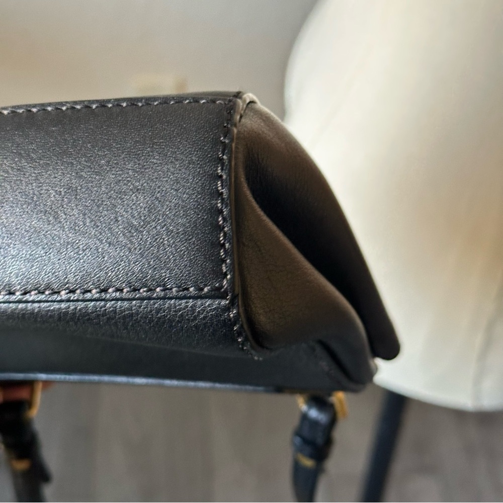 💎MCM SNAKE SKIN LEATHER CROSSBODY BAG💎 - Picture 11 of 11